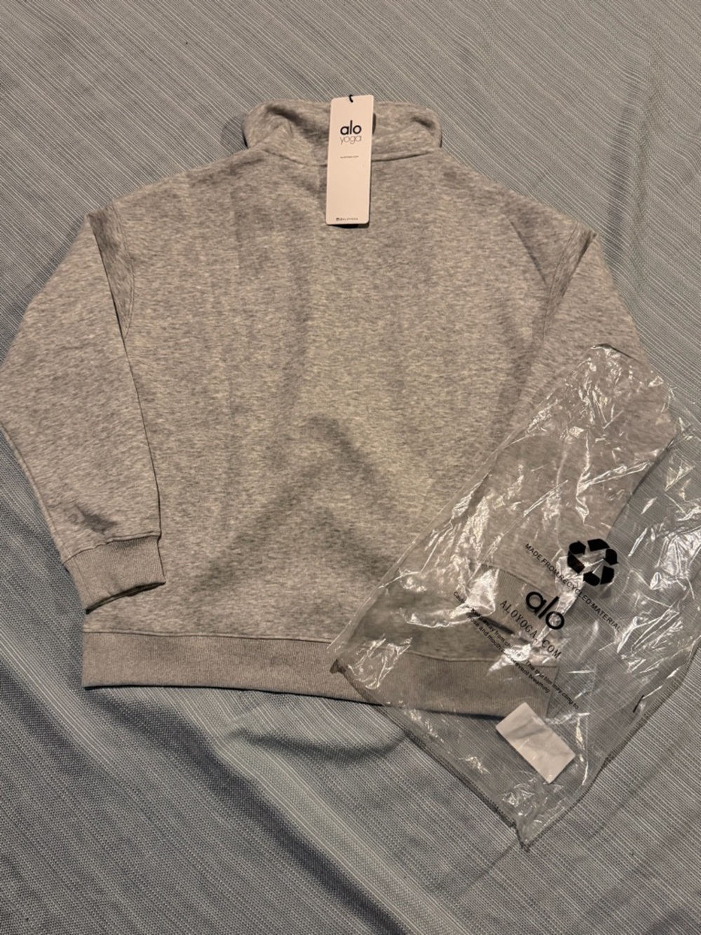 ALO Yoga Women's Heather Gray Quarter-Zip V-Neck Pullover - Picture 6 of 7